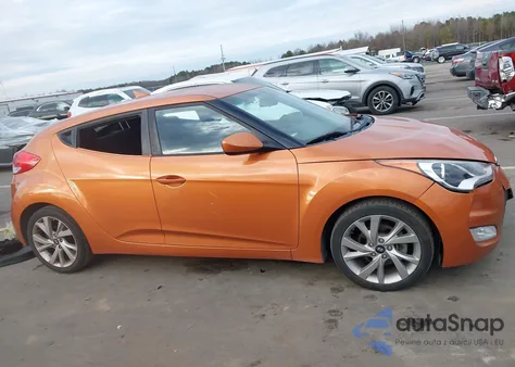 2017 Hyundai Veloster z USA, uszkodzony, nr VIN KMHTC6AD4HU306854
